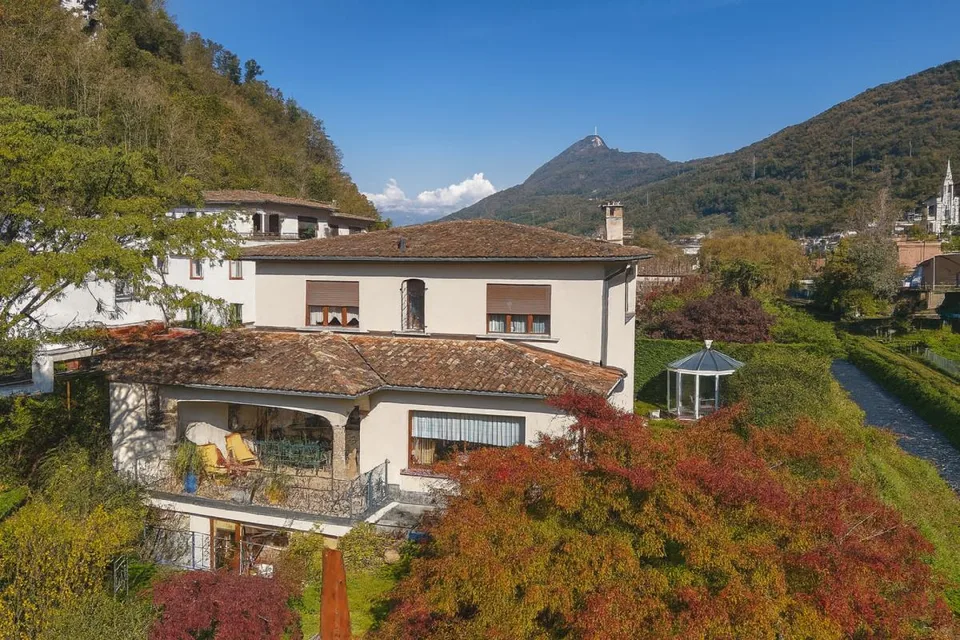 Bellissima casa unifamiliare a due passi dal lago