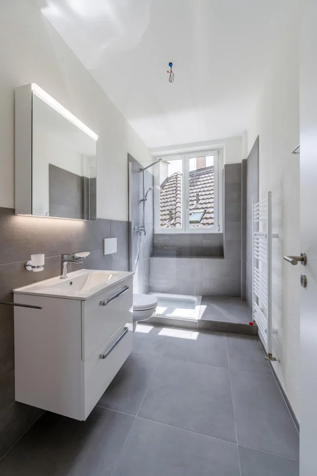 3.5-ZIMMER-WOHNUNG MIT BALKON - MODERN UND DURCHDACHT