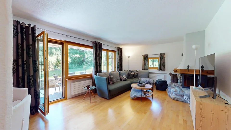 Exklusive 3.5 Zimmer-Wohnung zur Dauermiete.