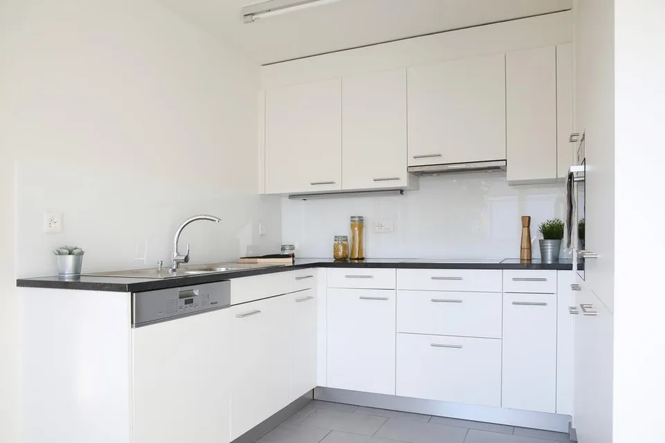 Bright apartment near village center with balcony