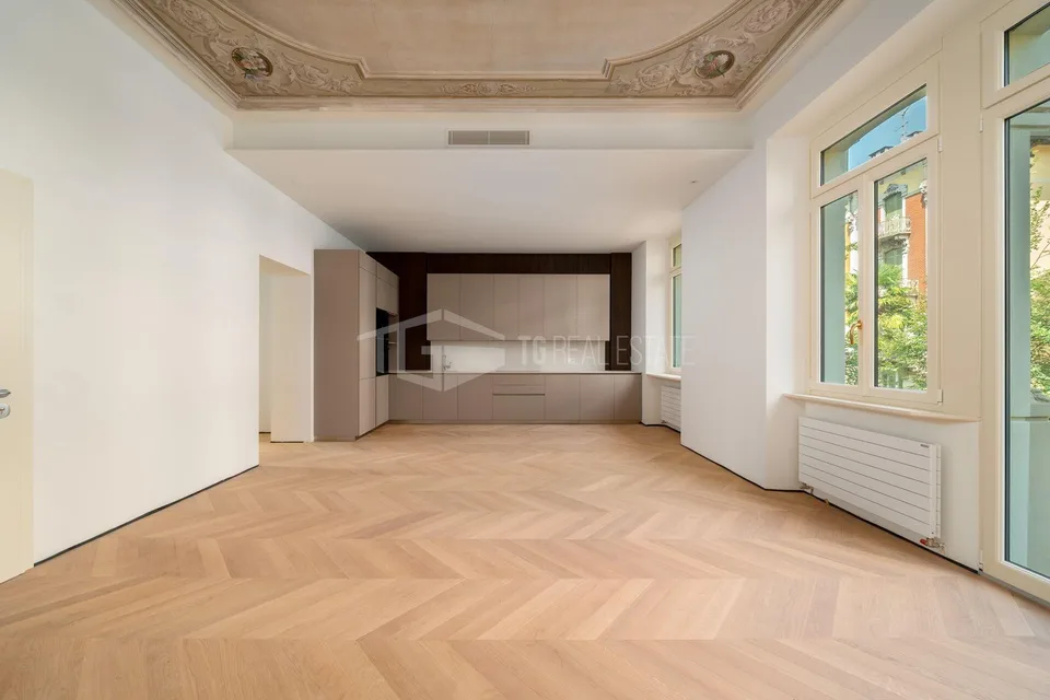 ELEGANTE APPARTAMENTO IN CENTRO LUGANO