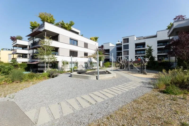 Weitblick ins Grüne – Stilvolle Gartenwohnung mit Herz