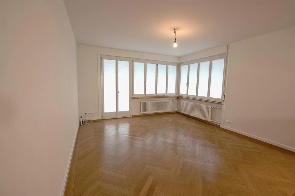 Stilvolle 4.5-Zimmer-Wohnung mit hochwertigem Innenausbau