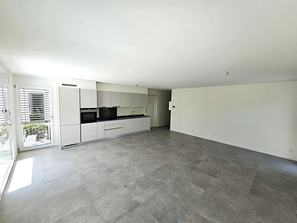 Modernes 4.5-Zimmer-Apartment mit Garten in Claro – Neubau mit Aussicht – Foto 5 von 14