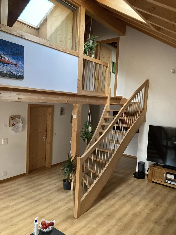 Appartement-maisonnette spacieux de 4,5 pièces dans un emplacement central à Schiers / GR
