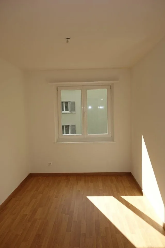 Appartamento situato in centro con ampio balcone – foto 5 di 7