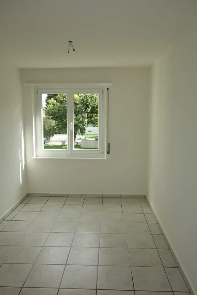 Appartamento situato in centro con ampio balcone – foto 3 di 7