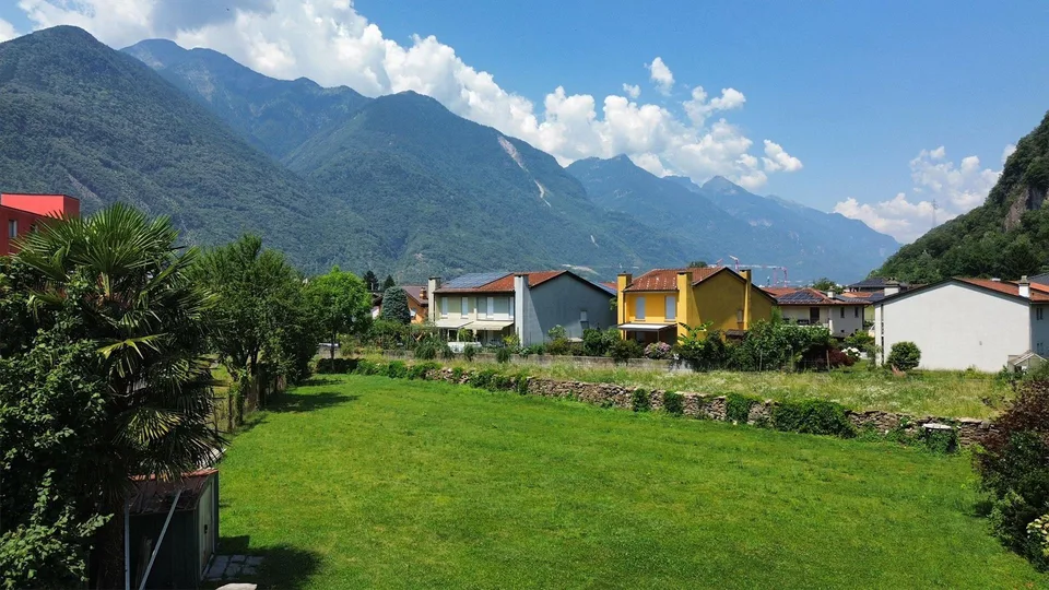 Terreno edificabile in vendita a Castione – La posizione ideale per...