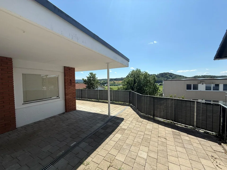 5.5-Zimmer-Einfamilienhaus mit grosser Sonnenterrasse und Potenzial