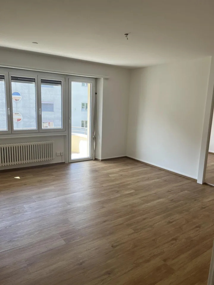 Altbau-Charme an zentraler Lage!
