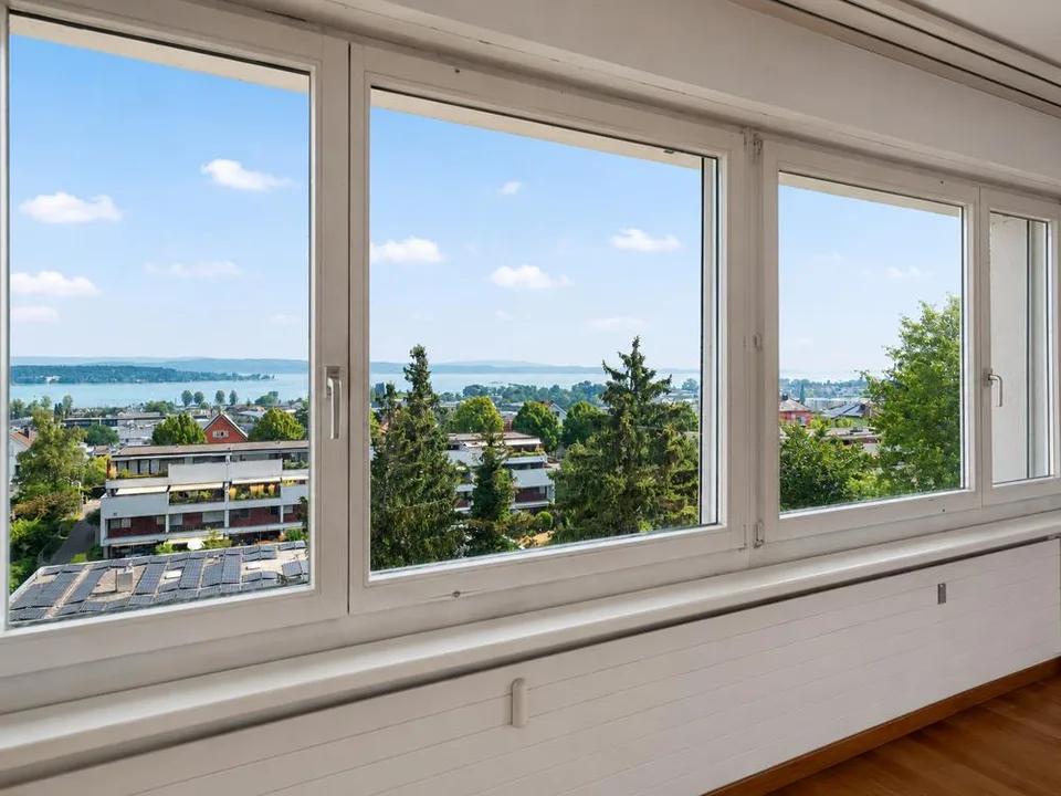 Über den Dächern von Kreuzlingen mit unverbaubarer Seesicht