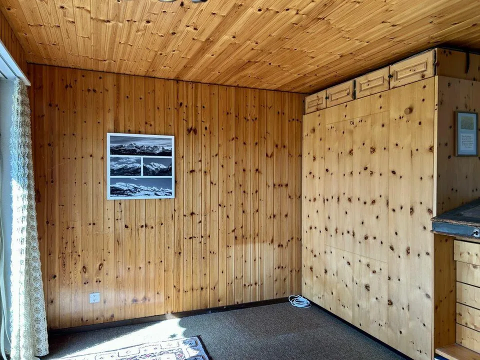 1-room studio with parking space and panoramic view