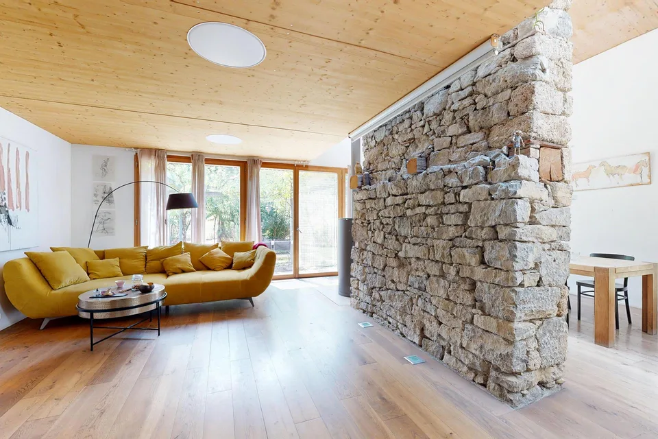 4.5-Zimmer Minergie-Haus mit Oekonomiegebäude