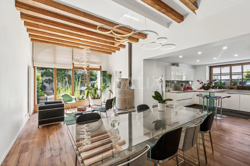 Co-exclusivité : Charmante maison villageoise spacieuse et lumineus...