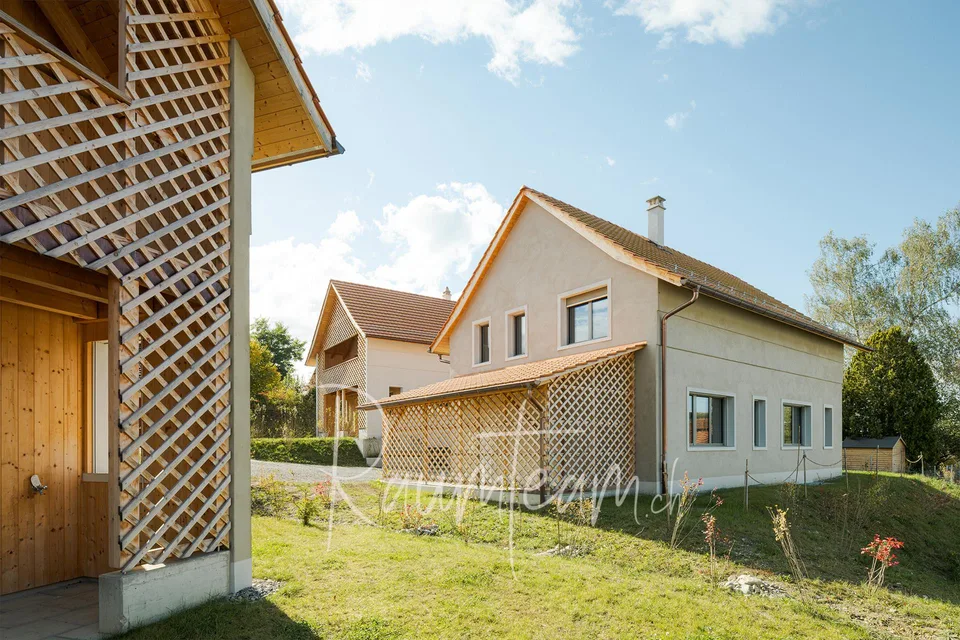 Erstbezug: Charmantes EFH im Chaletstil