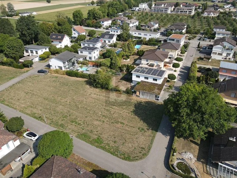 BAUPARADIES IM FAMILIENFREUNDLICHEN QUARTIER