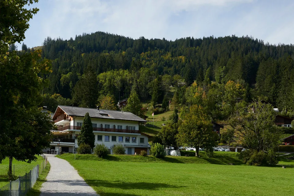 Hotel Bad Schwarzsee sucht neue Gastgeber:innen!