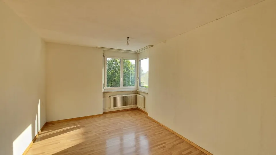 Spacious apartment with charm and balcony – photo 6 of 9