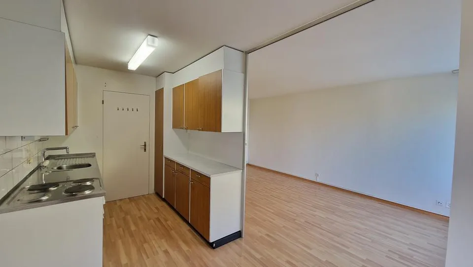 Grosszügige Wohnung mit Charme und Balkon