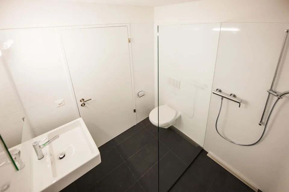 Appartement moderne dans un quartier élévée de la ville