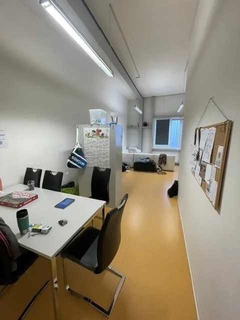 Voll ausgebaute Praxisräume im EG (266m2), inkl. 8 Parkplätzen – photo 11 sur 11