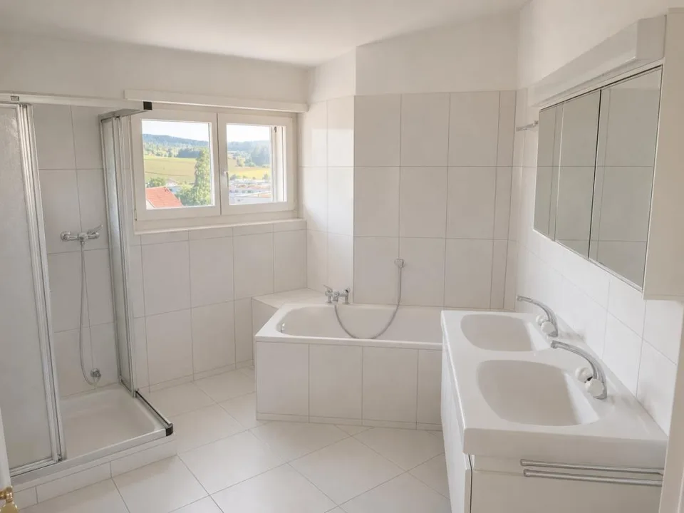 Idyllisch gelegenes 6.5-Zimmer-Einfamilienhaus mit herrlicher Sicht ins Grüne und guter Verkehrsanbindung
