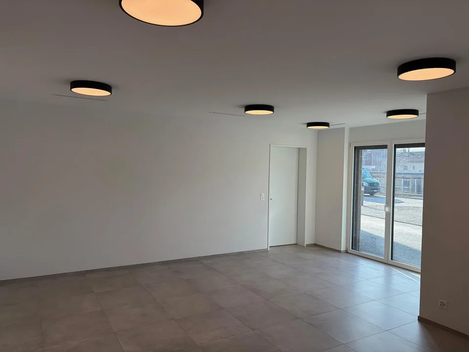 SELBSTÄNDIGKEIT - DIREKT AM BAHNHOF!