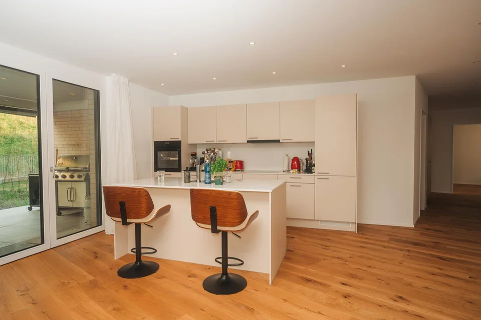 Exklusive 4.5-Zimmer-Wohnung im Ruckhalde-Quartier – 115m², Kochinsel & Terrasse (Möbelübernahme möglich!)