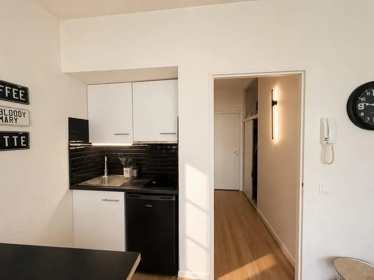 STUDIO 26m² d'un immeuble avec ascenseur proche du centre