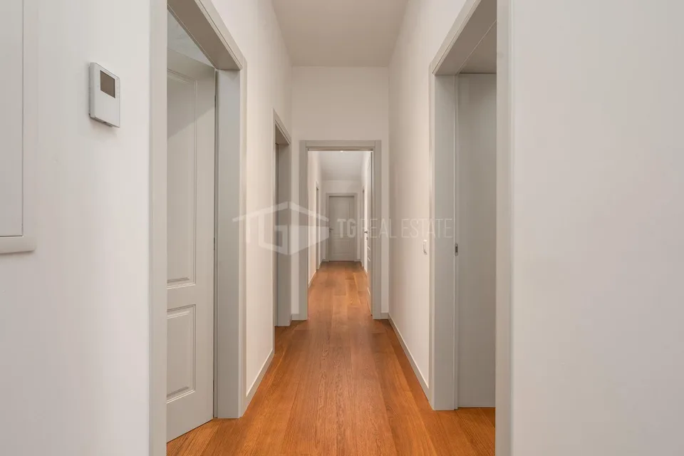 LUSSO E COMFORT : ATTICO 6.5 LOCALI CON VISTA PANORAMICA SU LUGANO ... – Foto 12 von 14