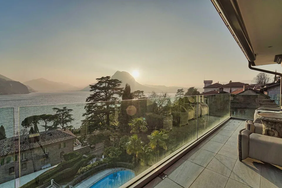 Elegant luxury penthouse with panoramic lake view | Elegantes Luxus... – photo 12 of 14