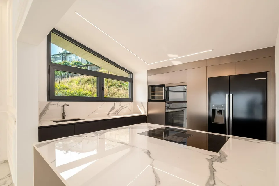 Villa Teresa: A Dream Home with Breathtaking Lake Views | Villa Ter...