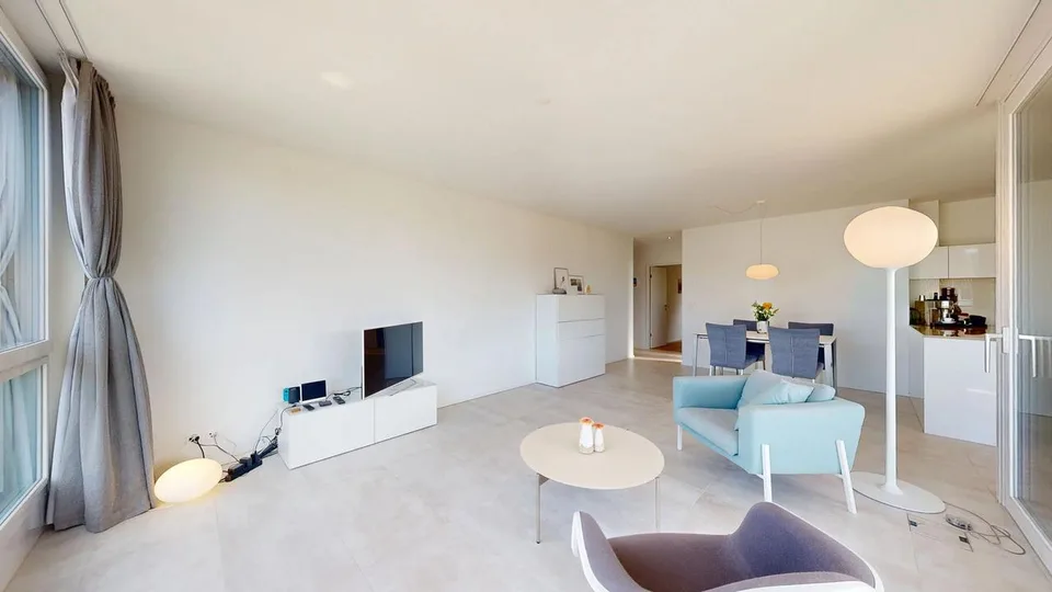Moderne 4.5-Zimmer-Wohnung mit Einstellhallenplatz