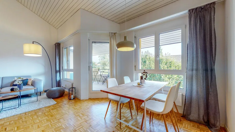 Tolle Maisonettewohnung mit Terrasse und Balkon!
