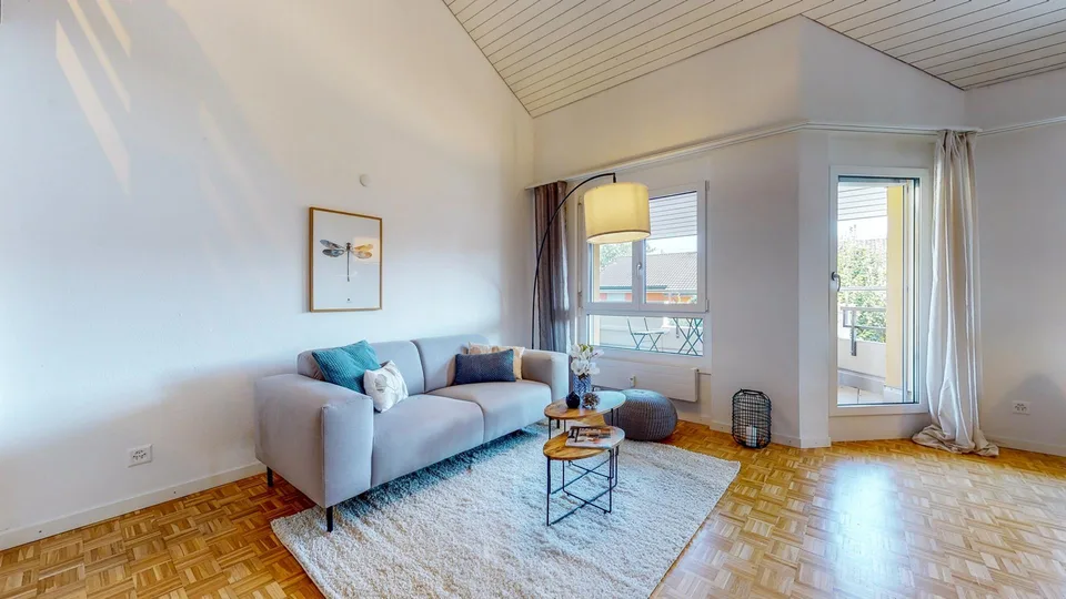 Tolle Maisonettewohnung mit Terrasse und Balkon!