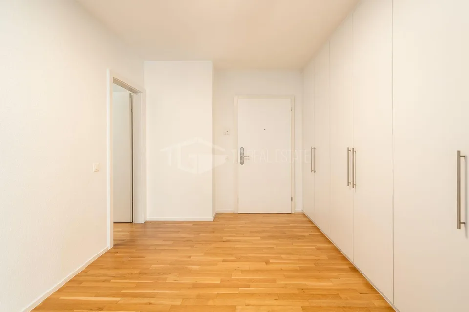 ELEGANTES, MÖBLIERTES 3,5-ZIMMER-ZIMMER IM ZENTRUM VON LUGANO – Foto 11 von 11