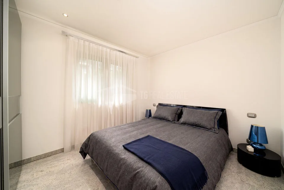 ATTICO DI 5.5 LOCALI CON MERAVIGLIOSA VISTA LAGO | 5.5-ROOM PENTHOU... – photo 10 sur 17