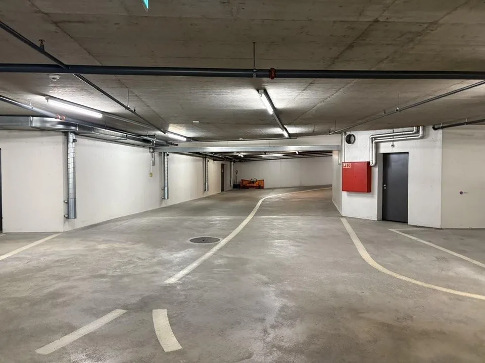 Einstellplatz im Zentrum Moos
