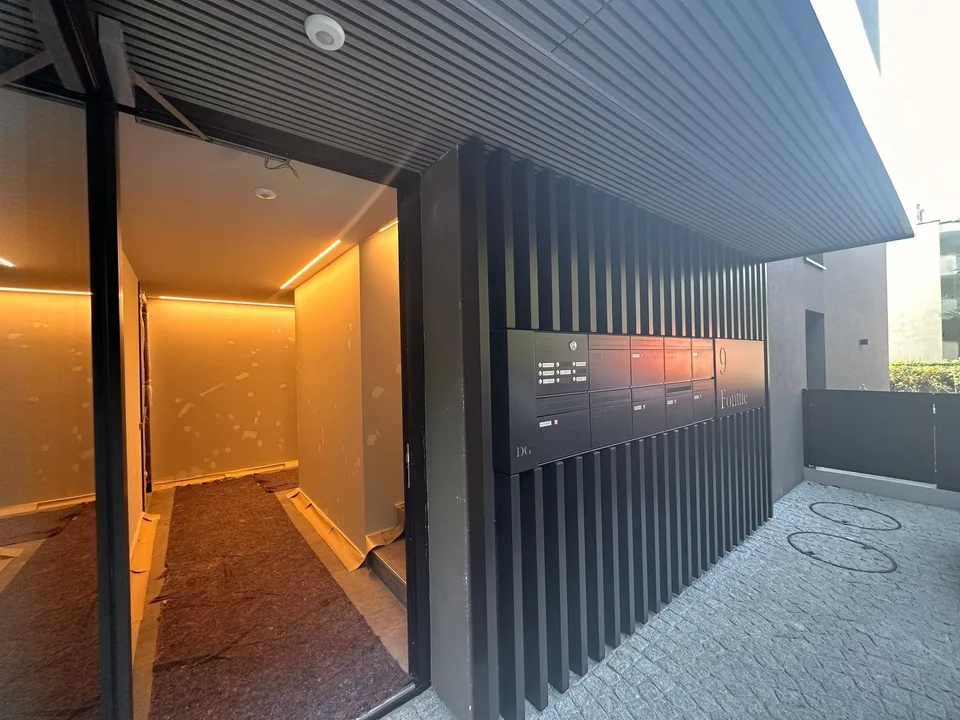 Ruhig wohnen mit Seeblick – Elegante 2.5-Zimmer-Wohnung in Minusio – Foto 20 von 20