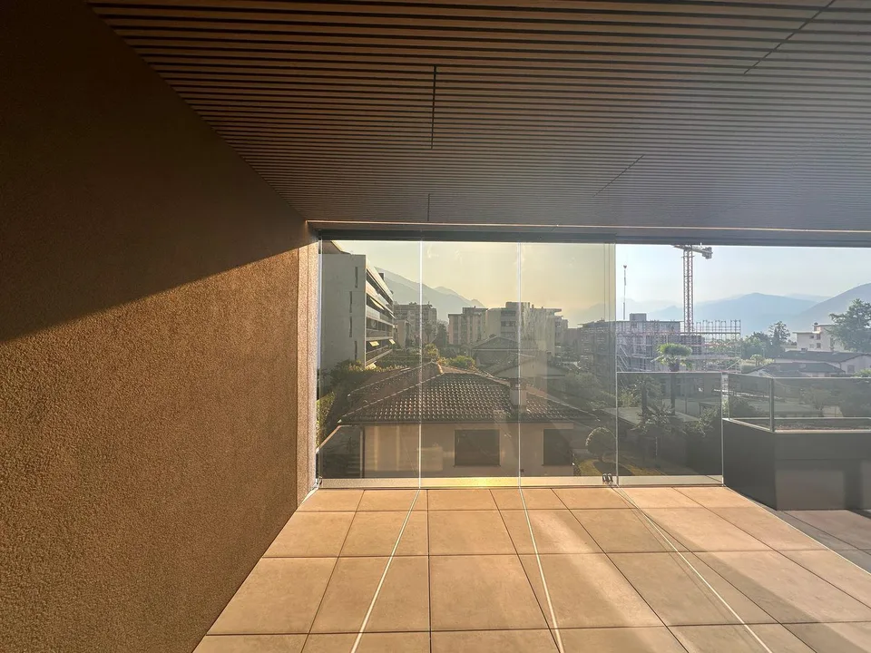 Ruhig wohnen mit Seeblick – Elegante 2.5-Zimmer-Wohnung in Minusio – Foto 11 von 20