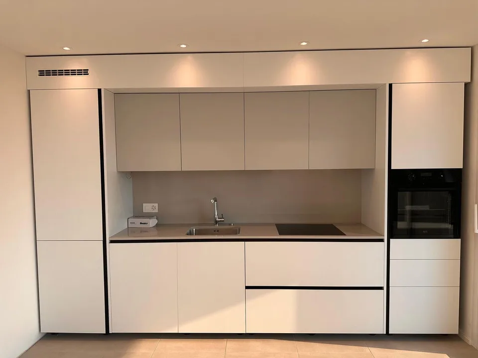 Ruhig wohnen mit Seeblick – Elegante 2.5-Zimmer-Wohnung in Minusio – Foto 13 von 20
