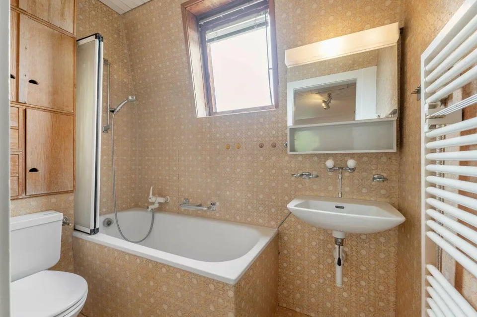 Maison mitoyenne avec un grand jardin paradisiaque idyllique en ville - Votre nouvelle maison – photo 14 sur 18