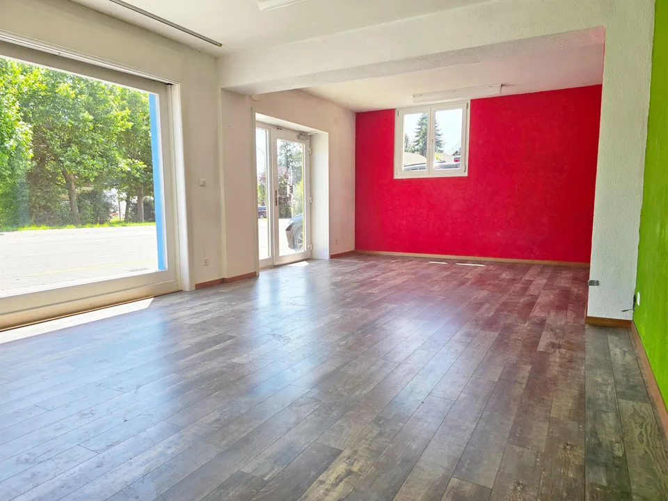 Renovationsbedürftiges Wohn- und Geschäftshaus an bester Passantenlage