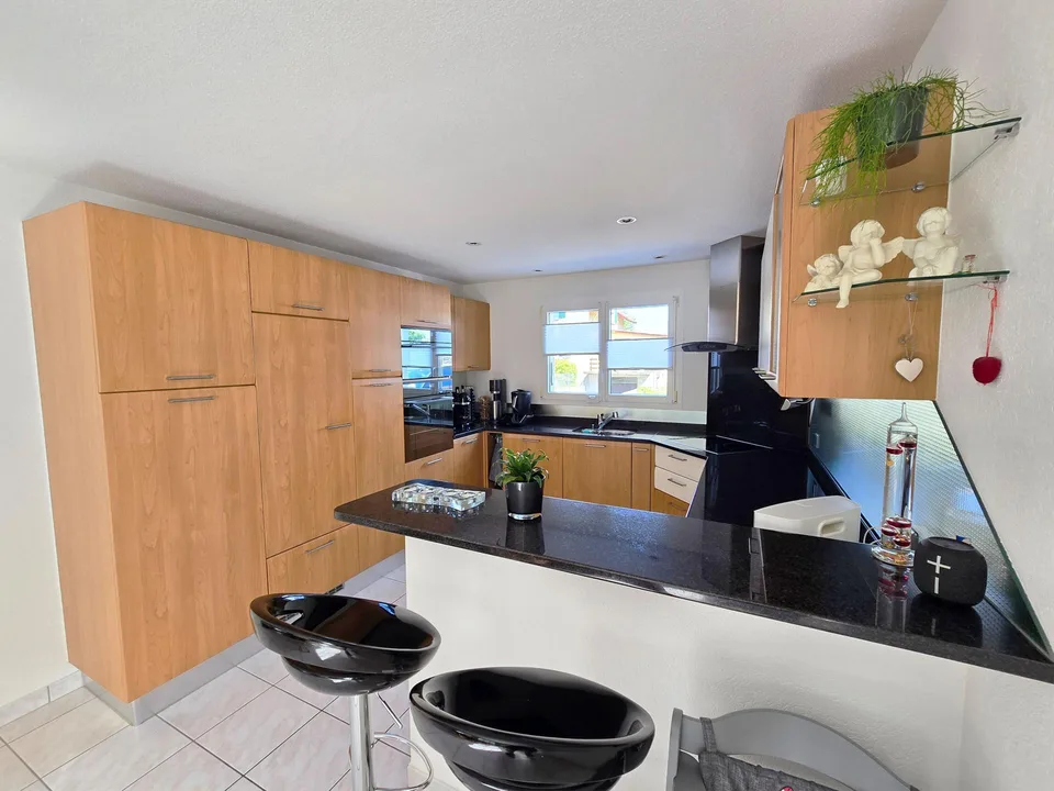 5.5-Zimmer-Doppeleinfamilienhaus an familienfreundlicher Lage