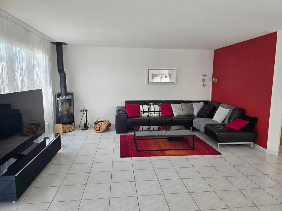 5.5-Zimmer-Doppeleinfamilienhaus an familienfreundlicher Lage