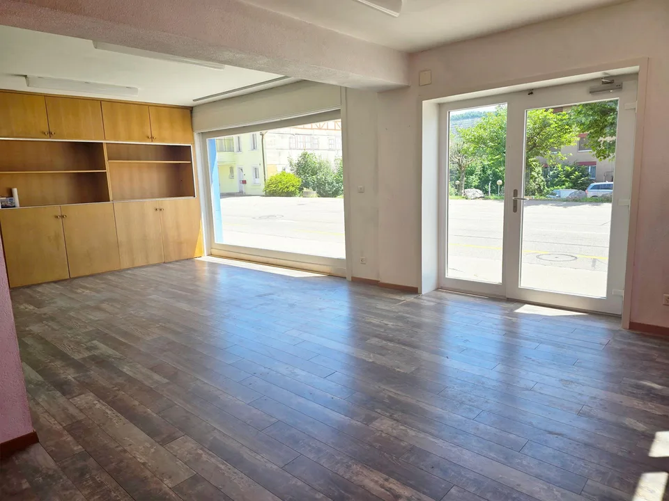 Renovationsbedürftiges Wohn- und Geschäftshaus an bester Passantenlage