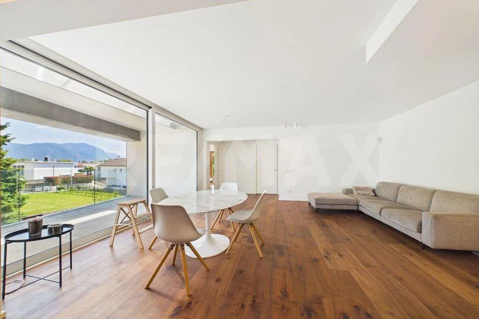Appartamento 3 ½ locali moderno ed elegante a Comano
