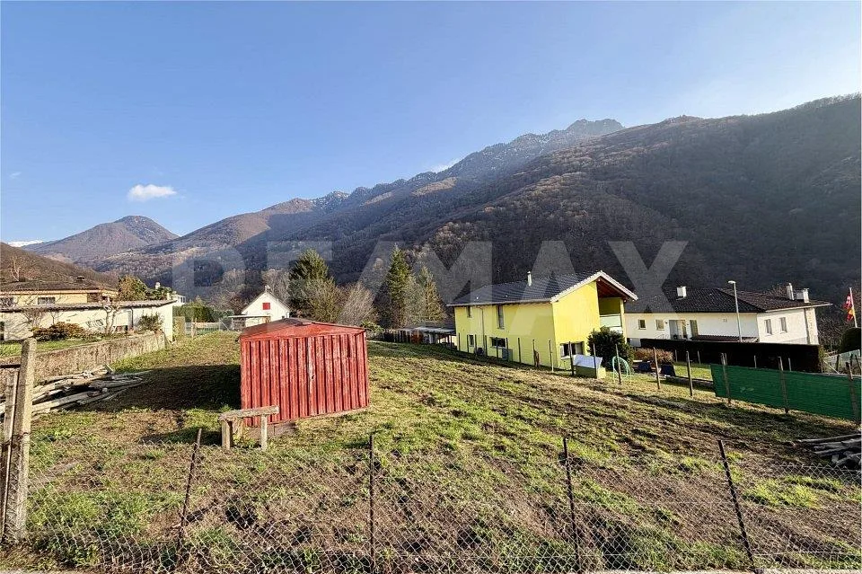 Terreno edificabile pianeggiante in posizione strategica a Pianezzo... – Foto 9 von 13