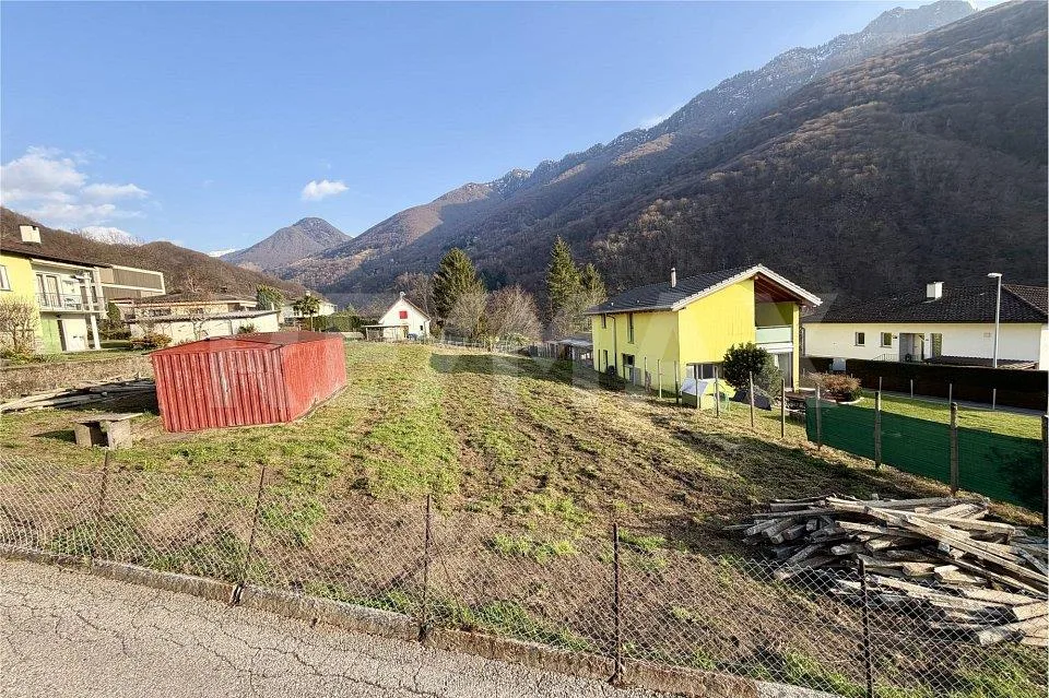 Terreno edificabile pianeggiante in posizione strategica a Pianezzo... – Foto 10 von 13