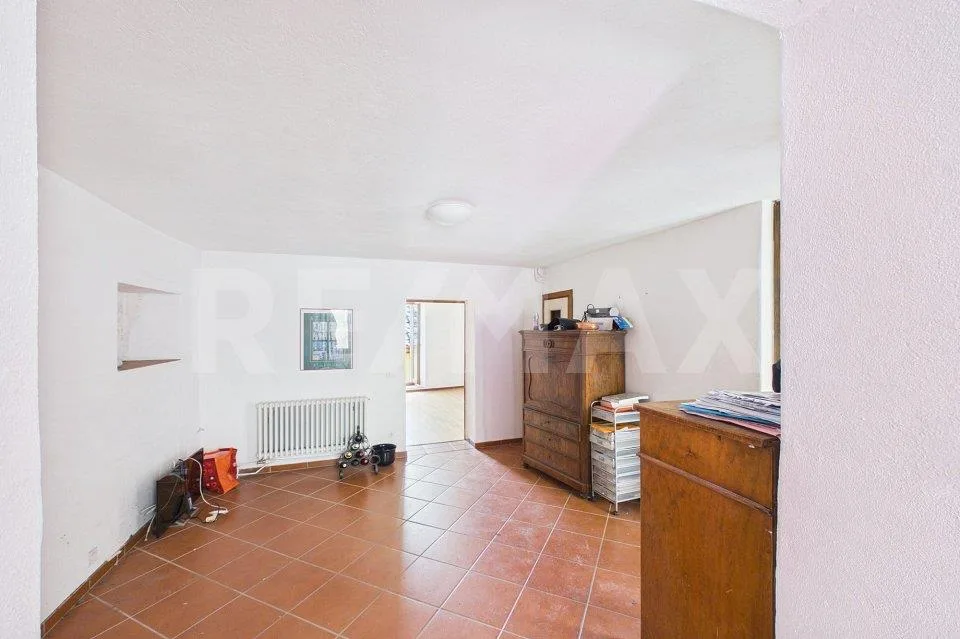 Casa di nucleo con vista lago da ristrutturare – charme autentico a... – Foto 9 von 13